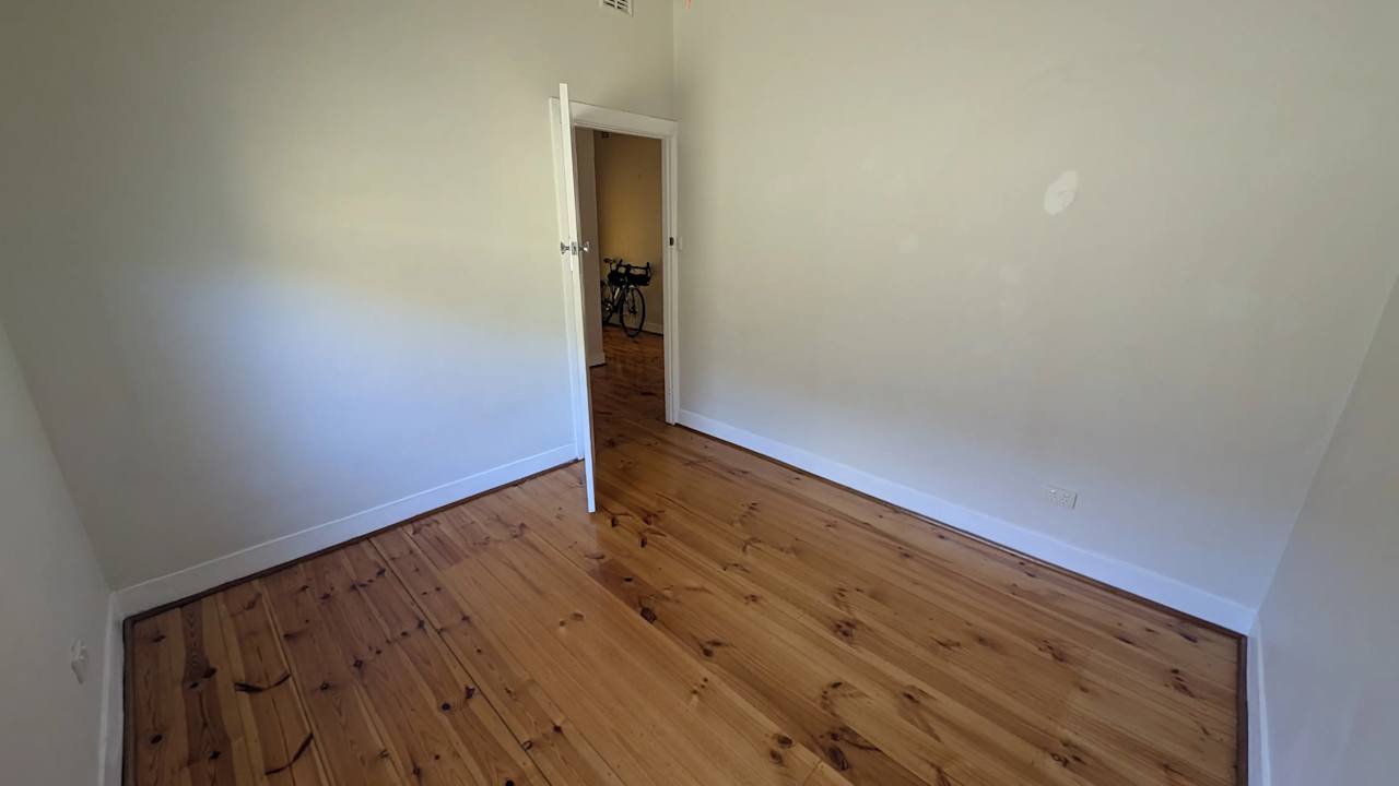 Unfurnished room in a share house