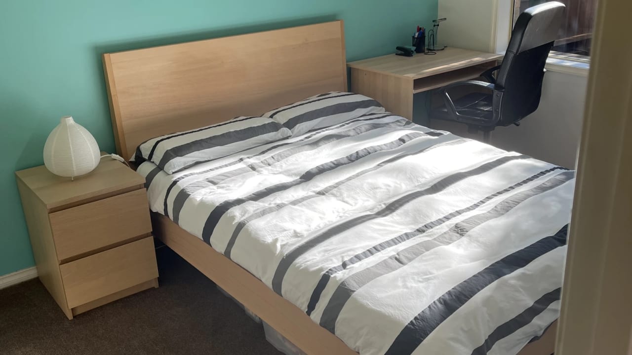 Furnished room with own bathroom