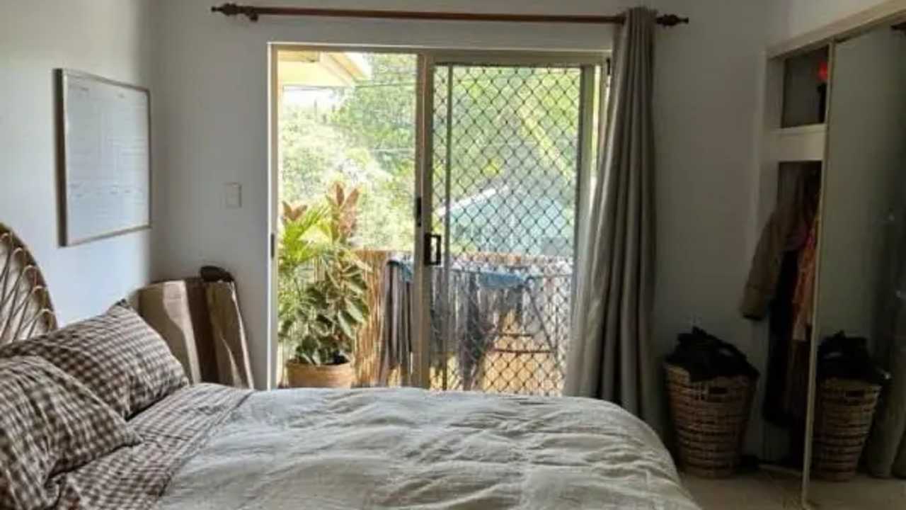 Furnished room with ensuite in a flatshare