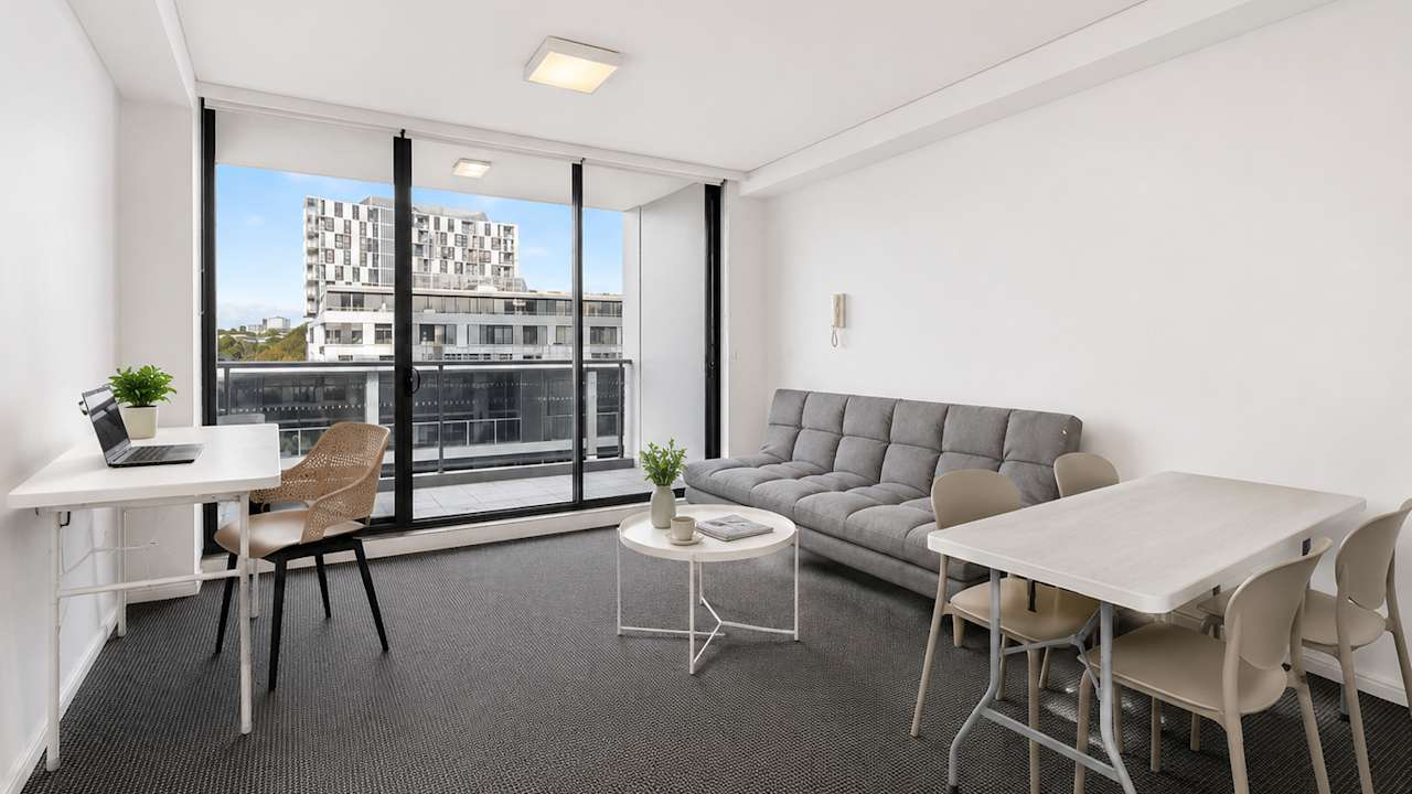 Furnished room studio flat for rent