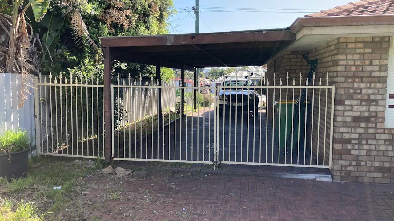 Room in a share house