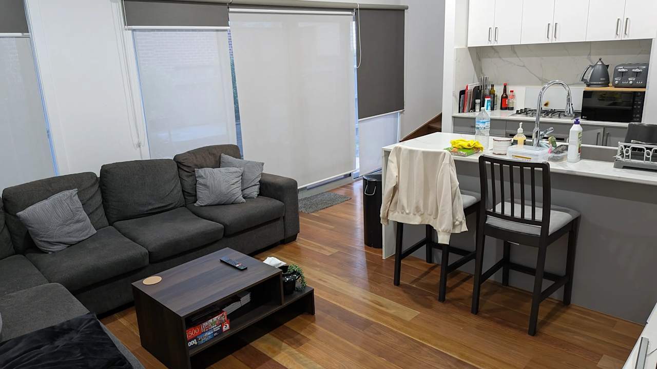 Room in a share house