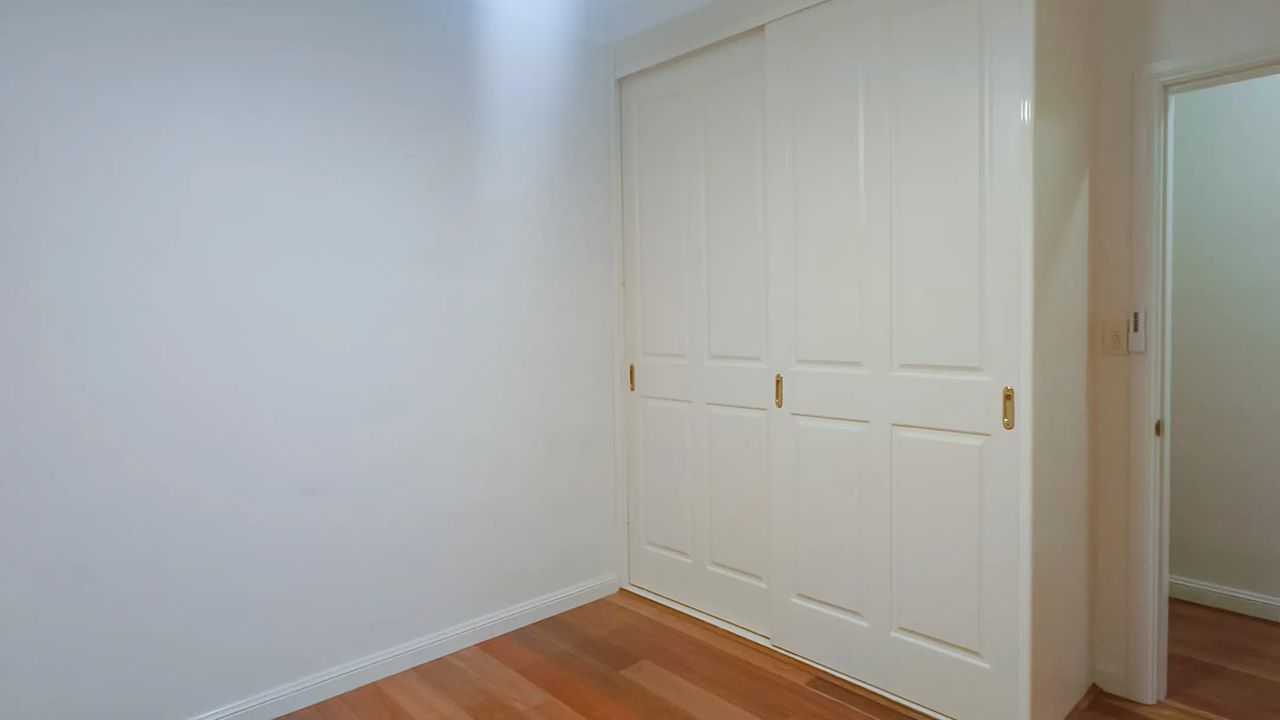 Unfurnished room in a share house