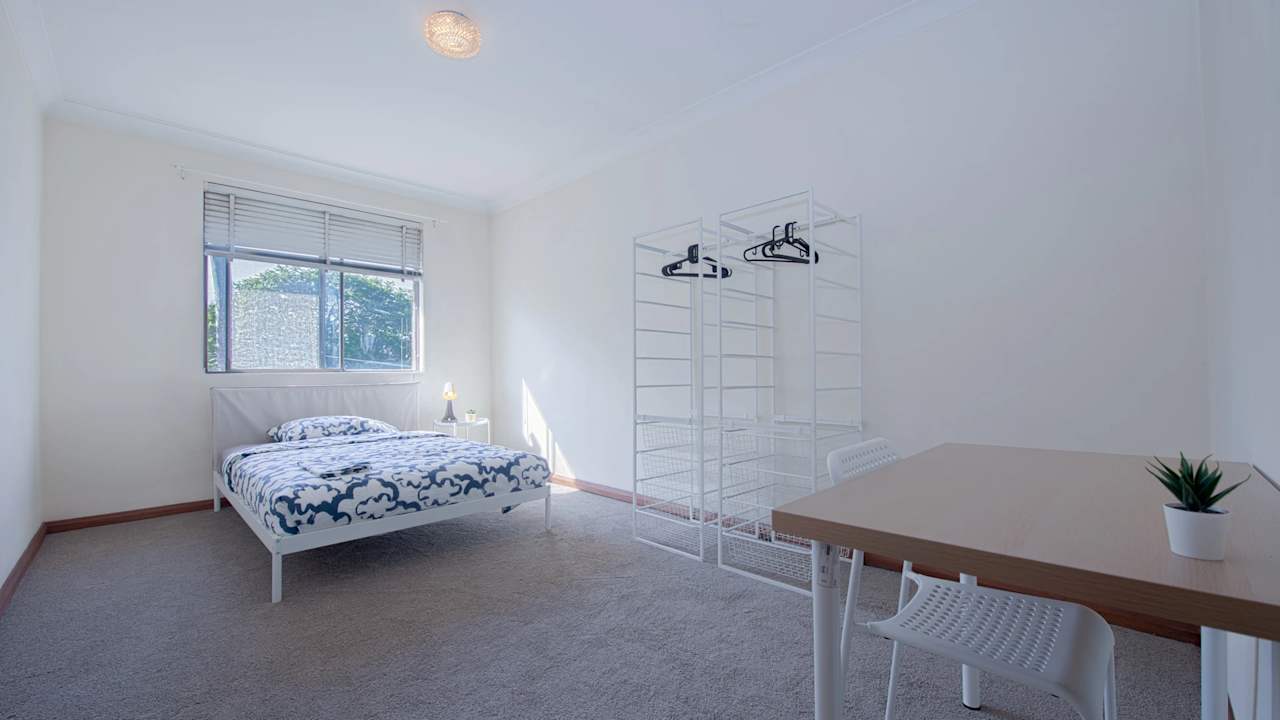 Furnished room in a share house