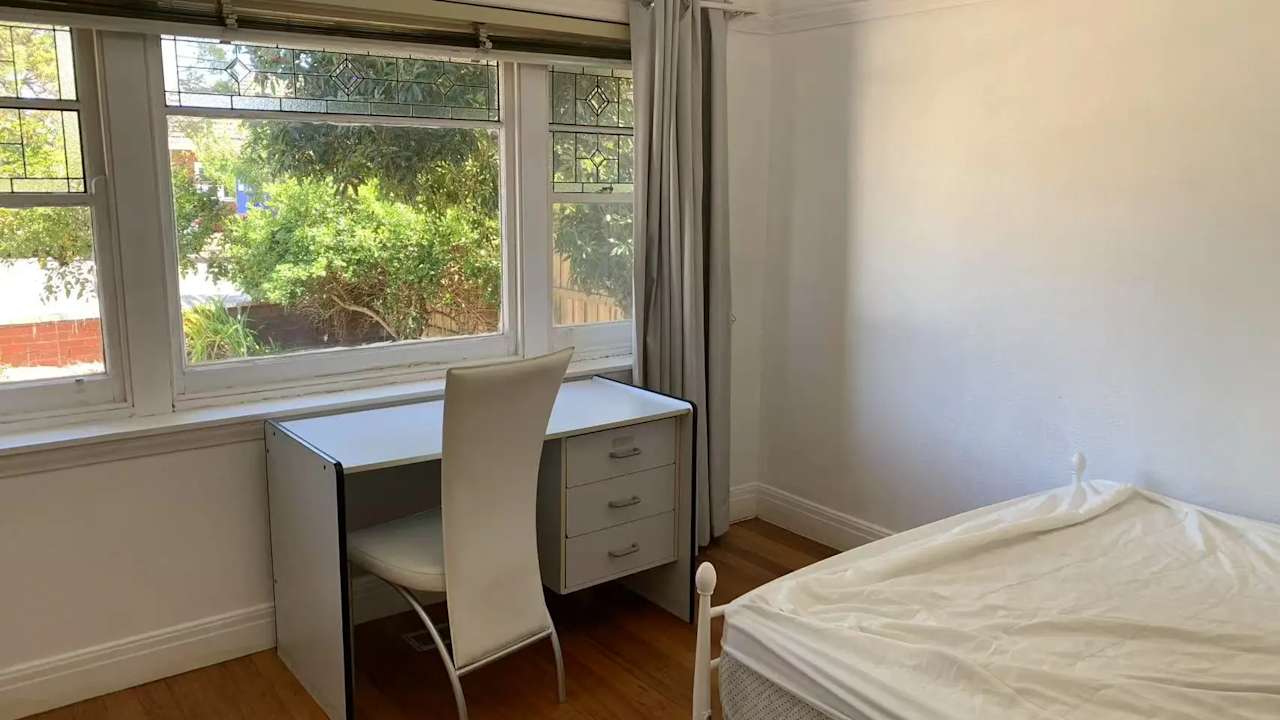 Furnished room in a share house