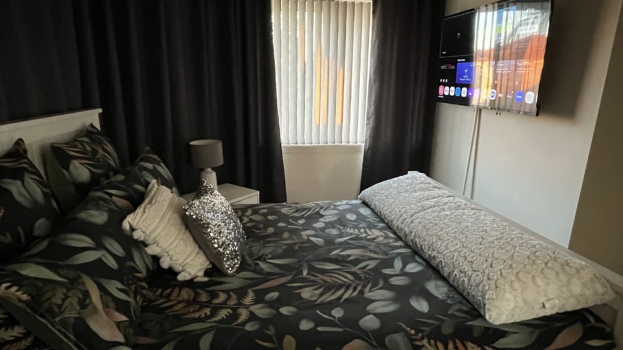 Furnished room with ensuite in a share house