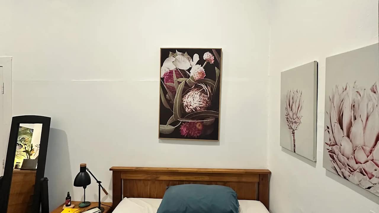 Room in a share house