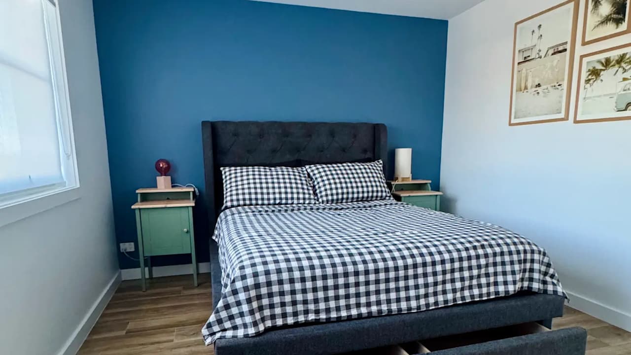 Furnished room in a share house