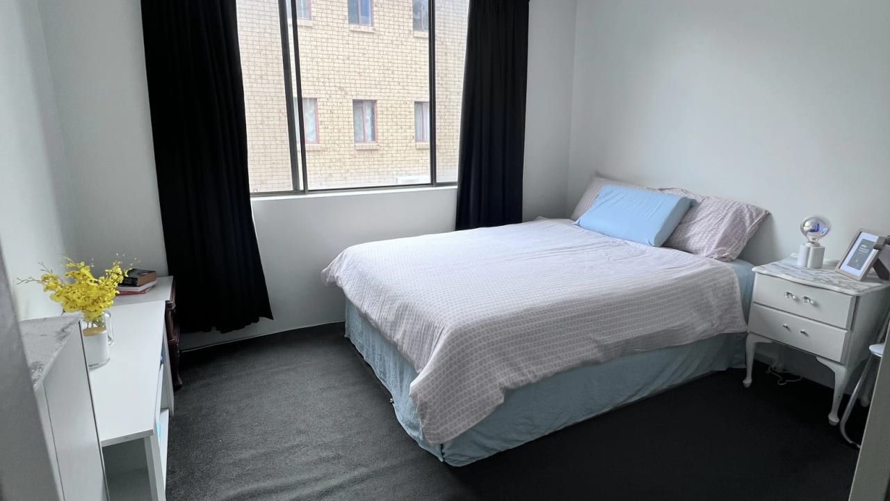 Furnished room in a flatshare