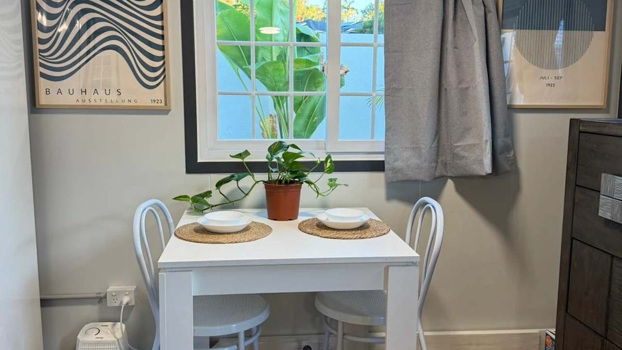 Furnished room granny flat for rent