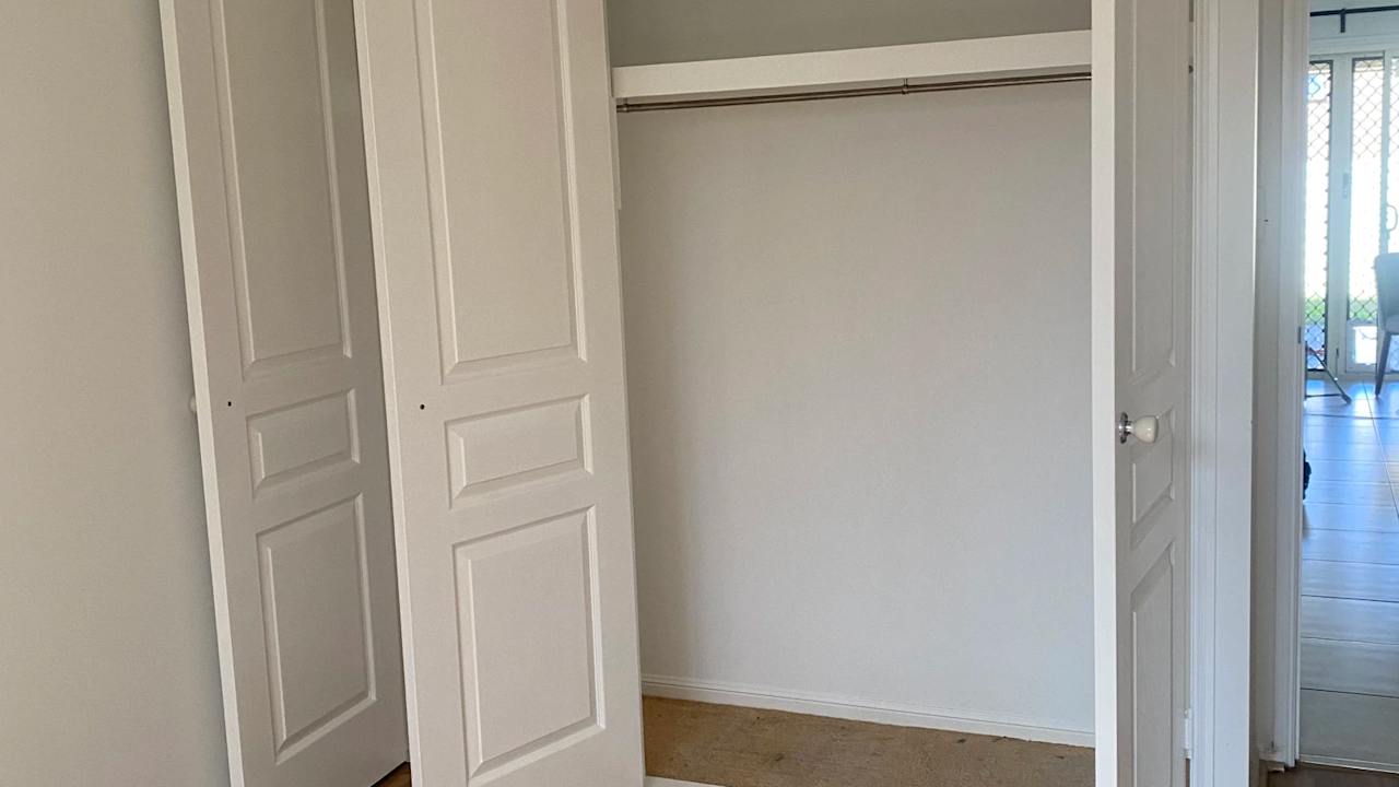 Room in a share house