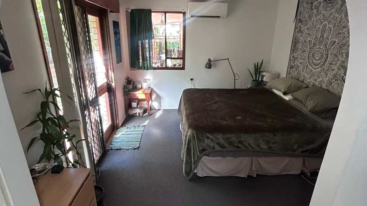 Furnished room with ensuite in a share house