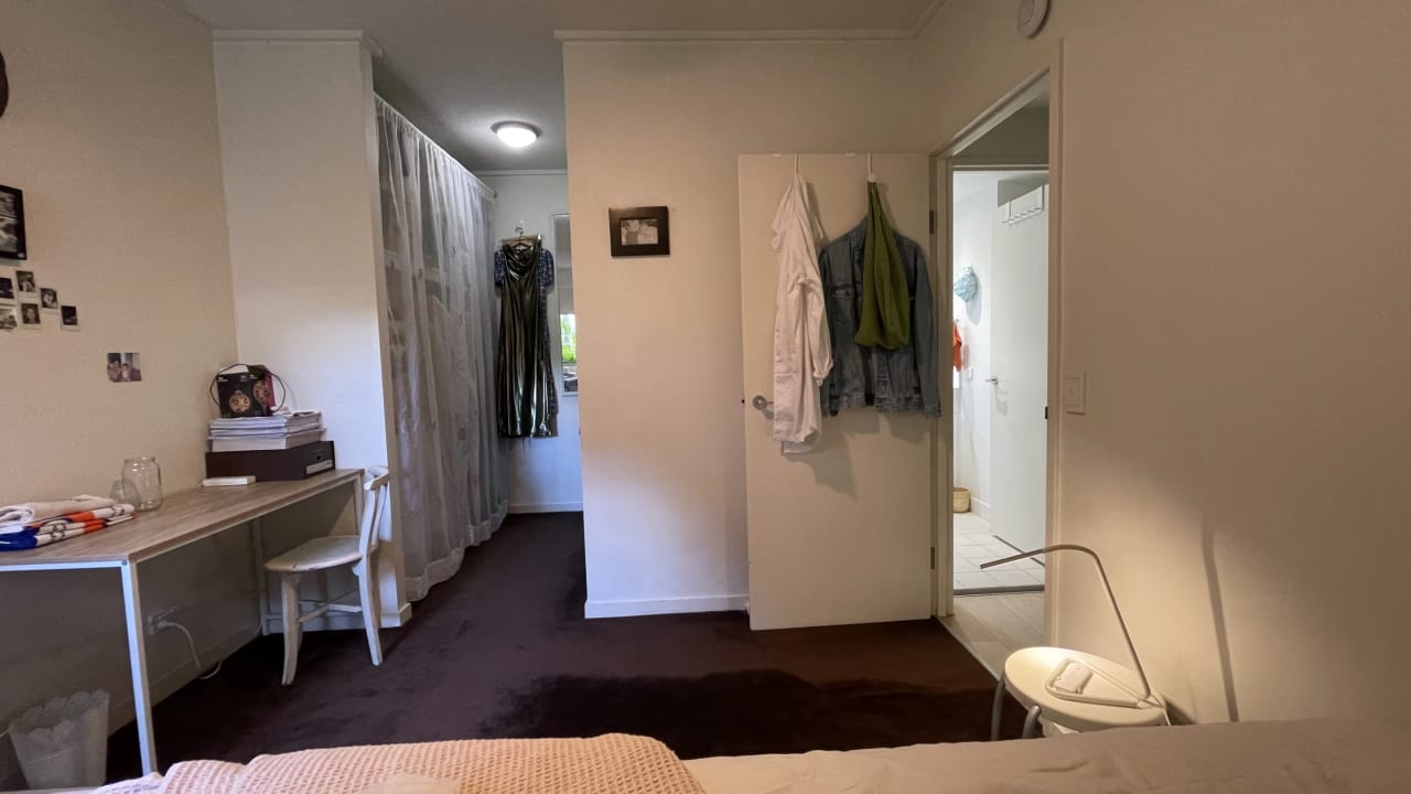 Furnished room with own bathroom
