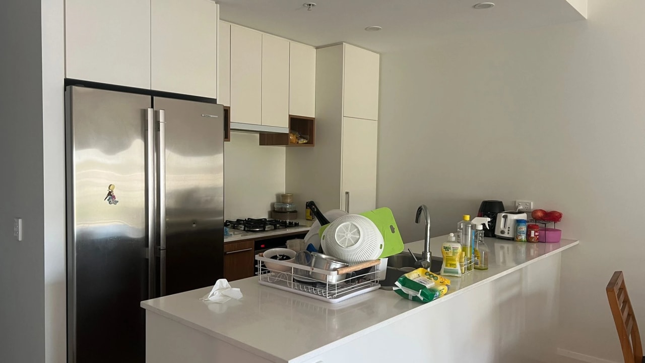 Furnished room with ensuite in a flatshare