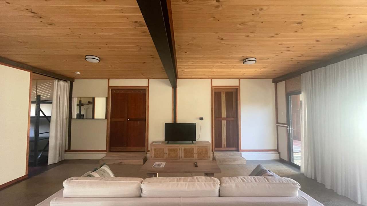 Whole property with 2 rooms for rent