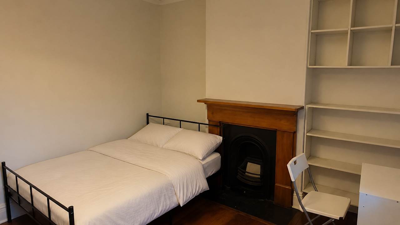 Furnished room in a share house