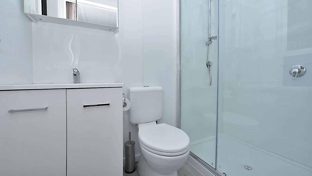 Furnished room with own bathroom
