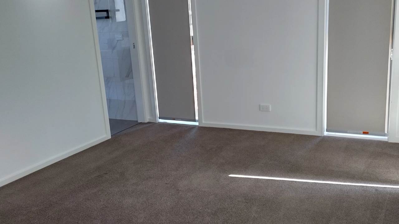 Unfurnished room in a share house