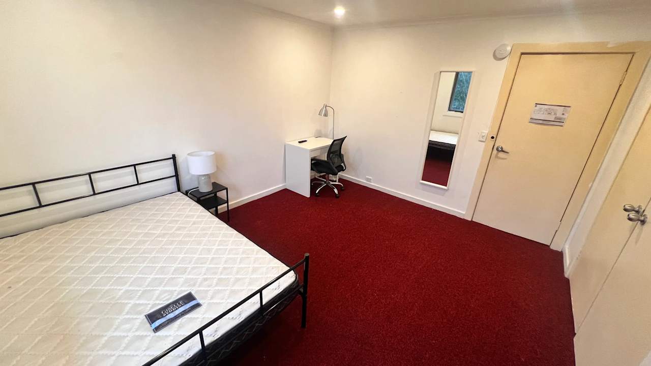 Furnished room in a share house