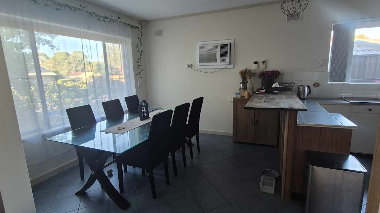 Unfurnished room in a share house