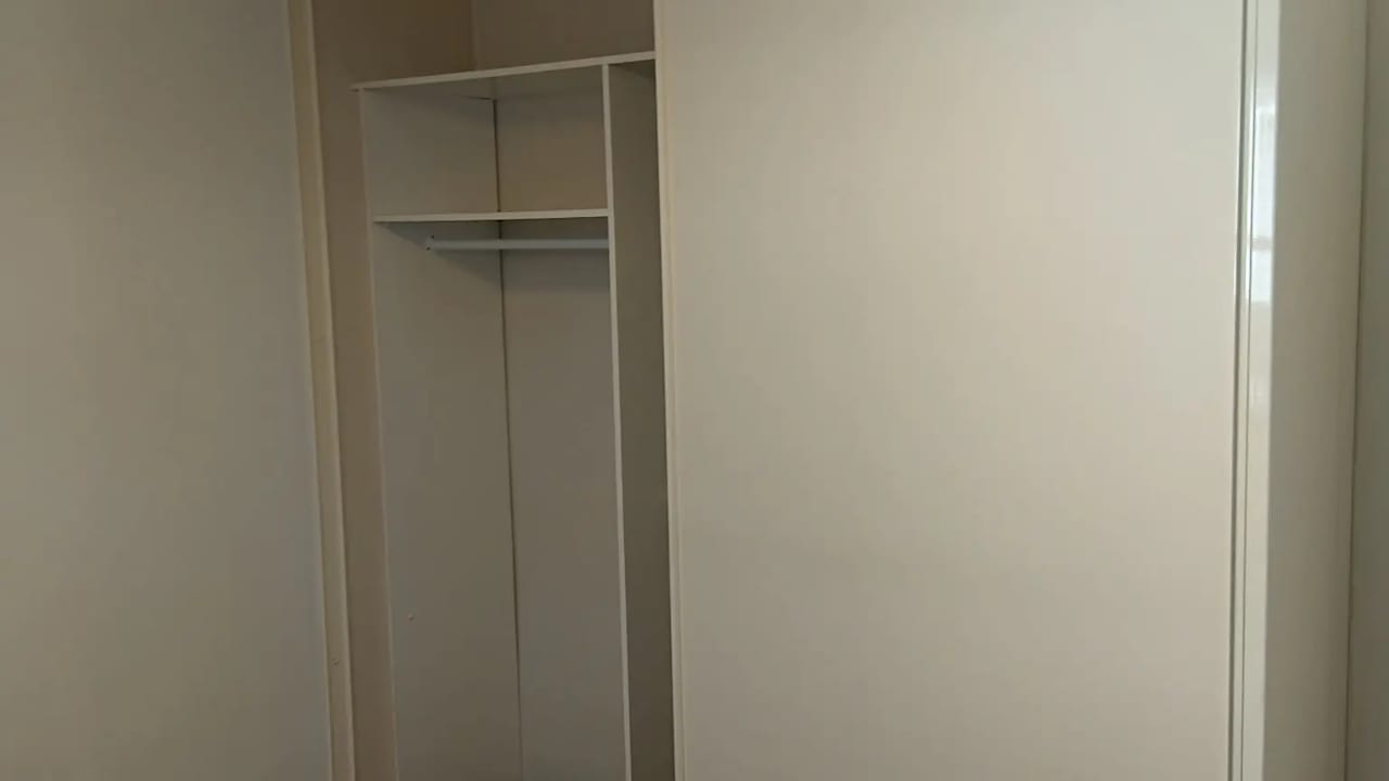 Unfurnished room in a share house