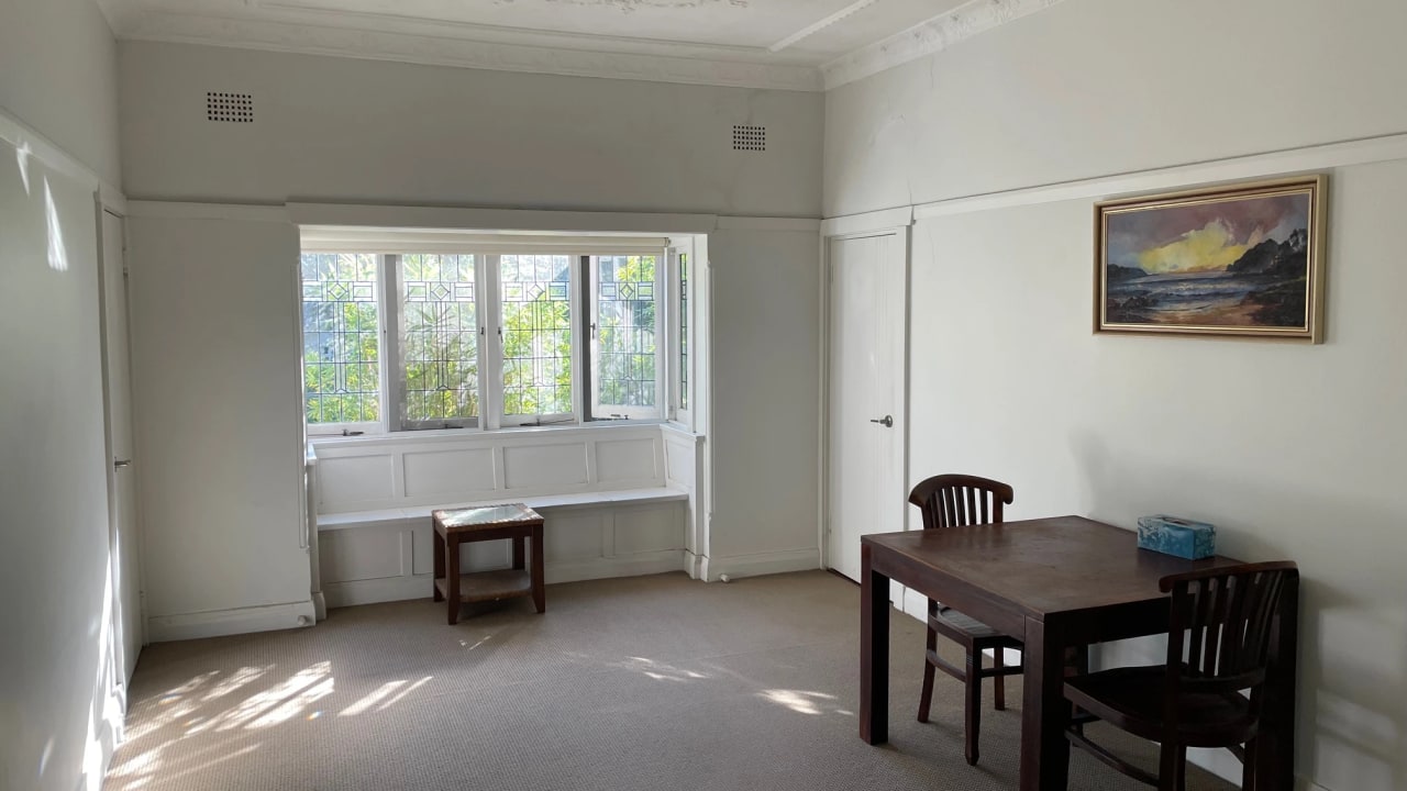 Furnished room in a share house