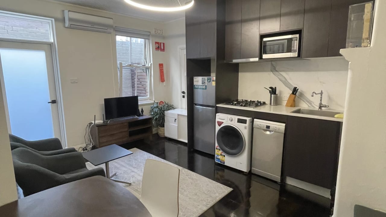Furnished room in a share house