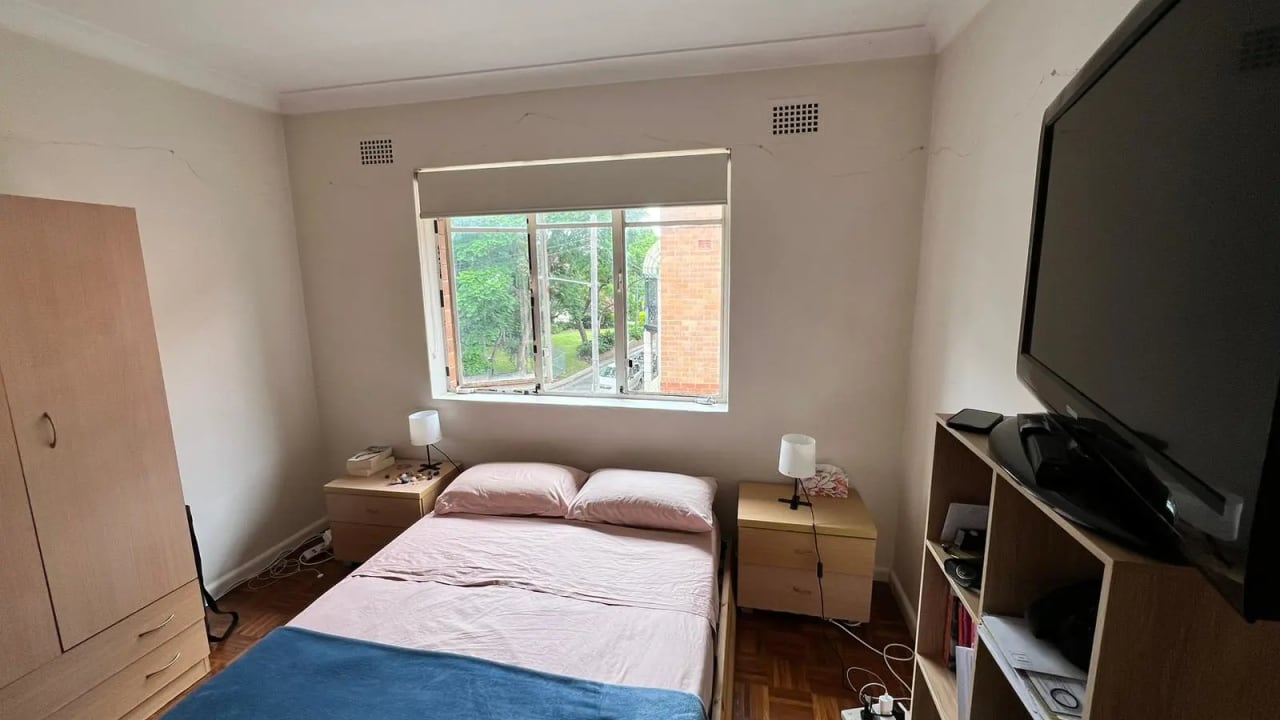 Furnished room studio flat for rent