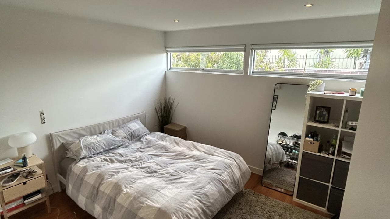 Unfurnished room in a flatshare