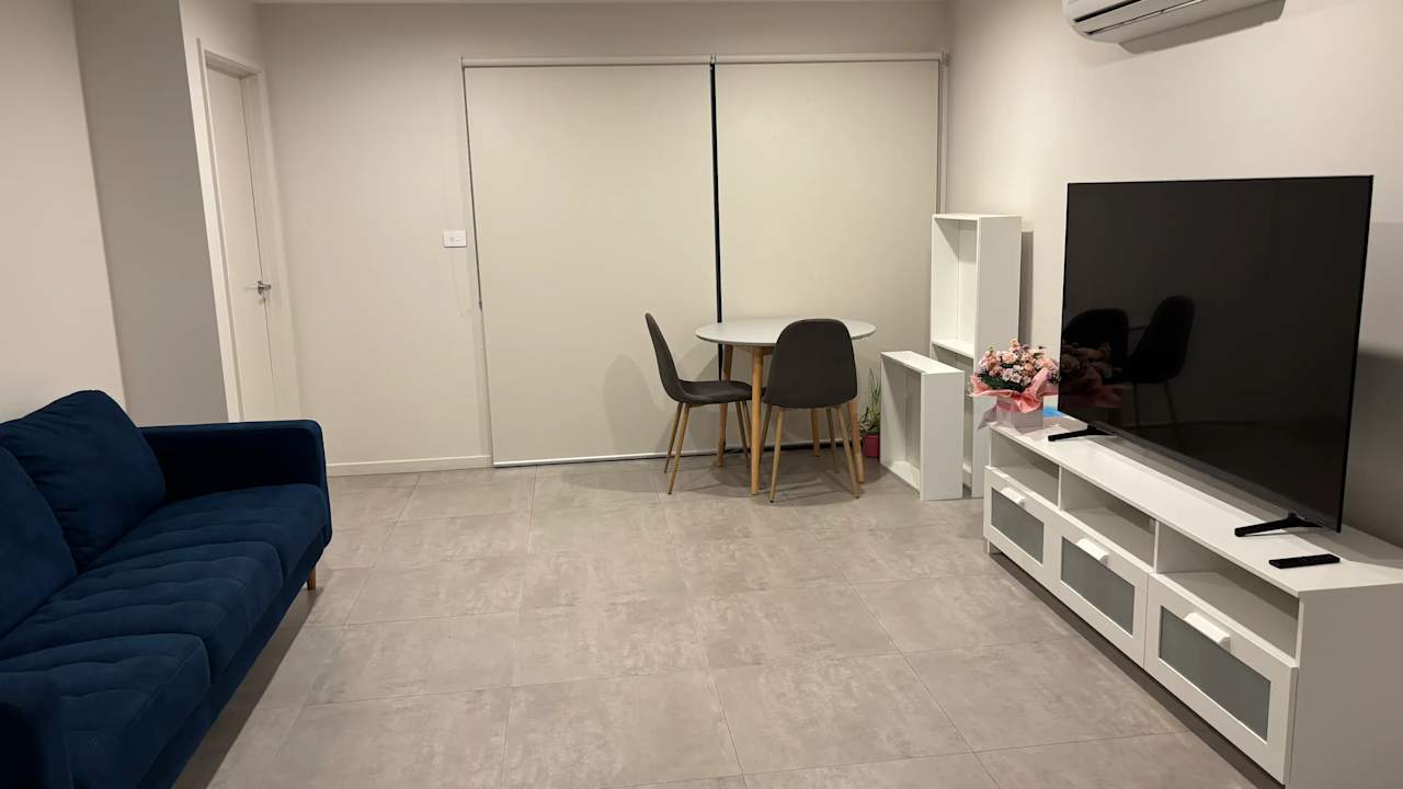 Furnished room with own bathroom