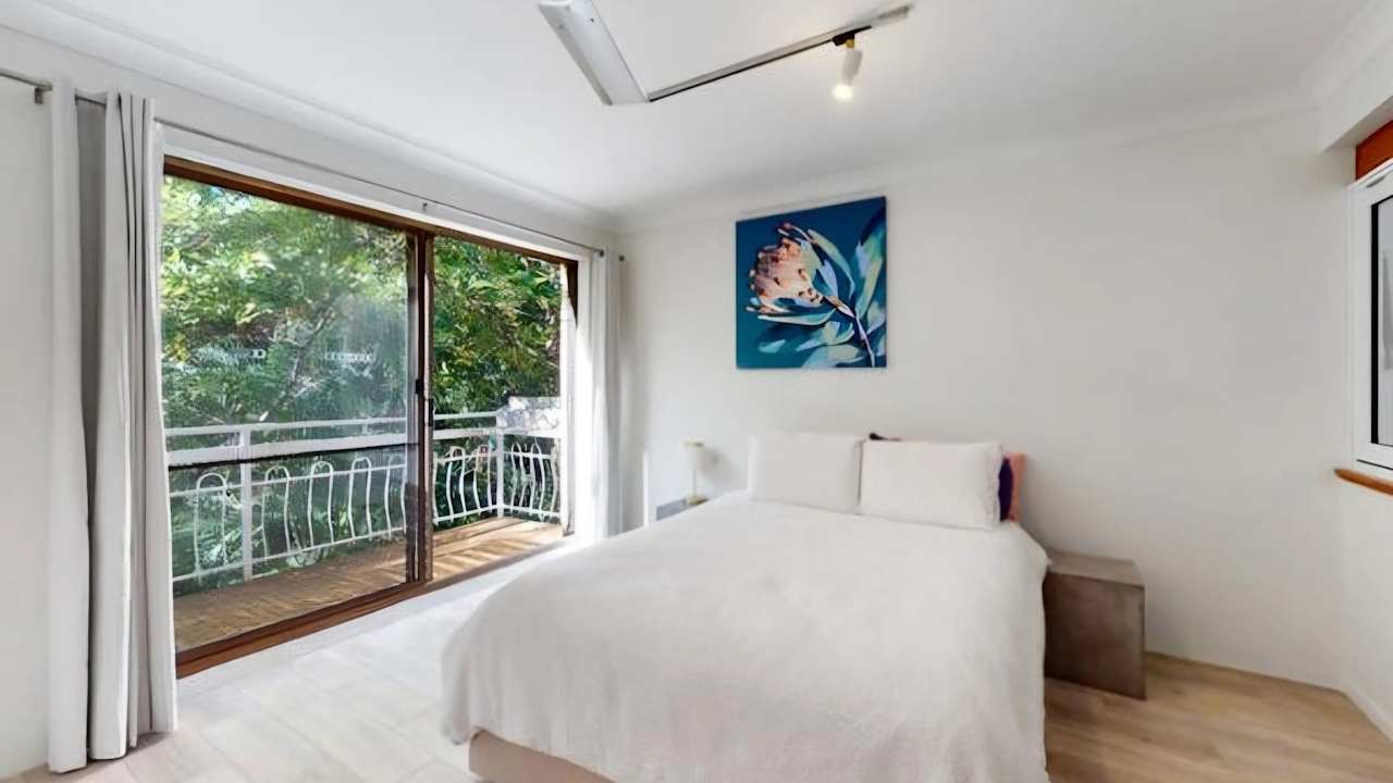 Unfurnished room with own bathroom