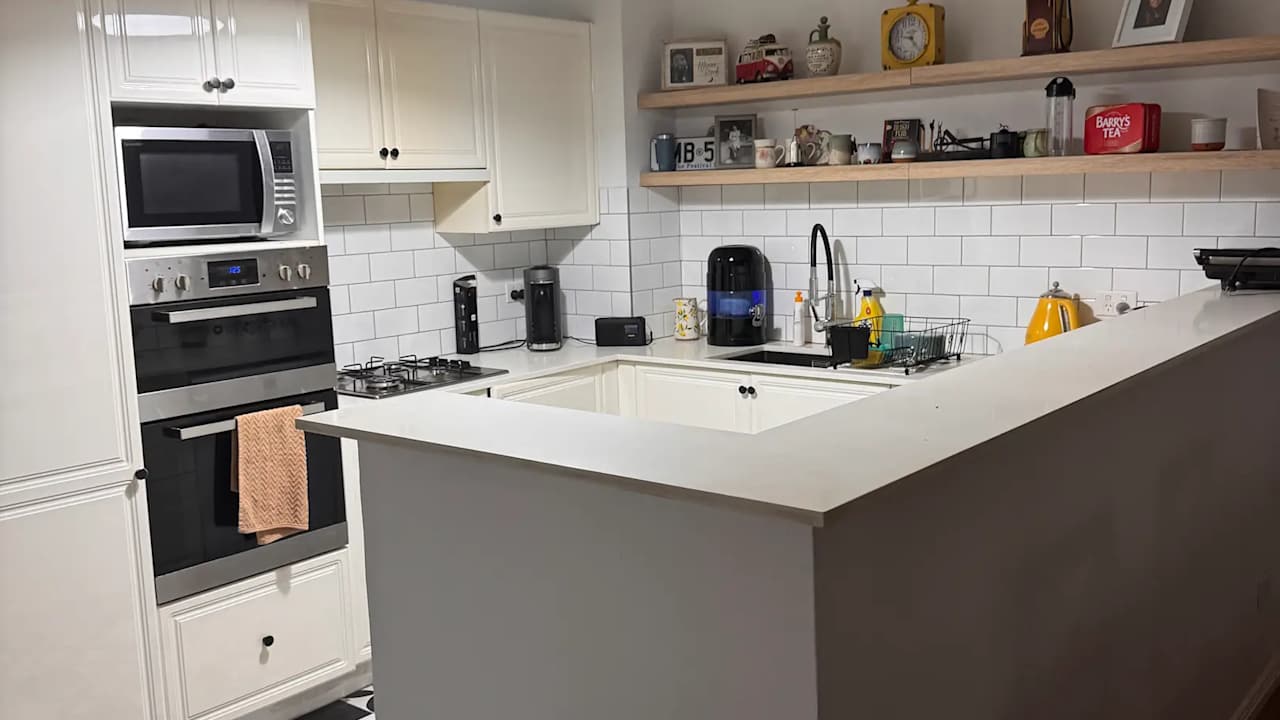 Furnished room with own bathroom