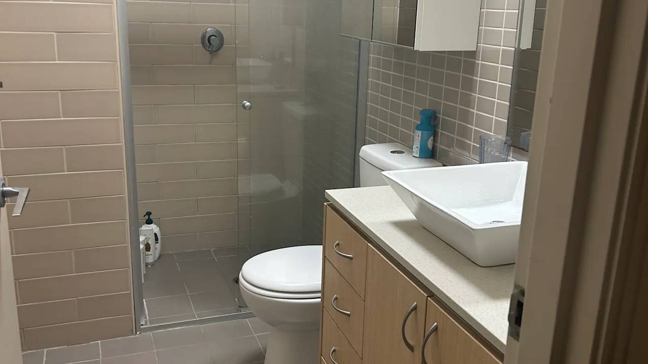 Furnished room in a share house