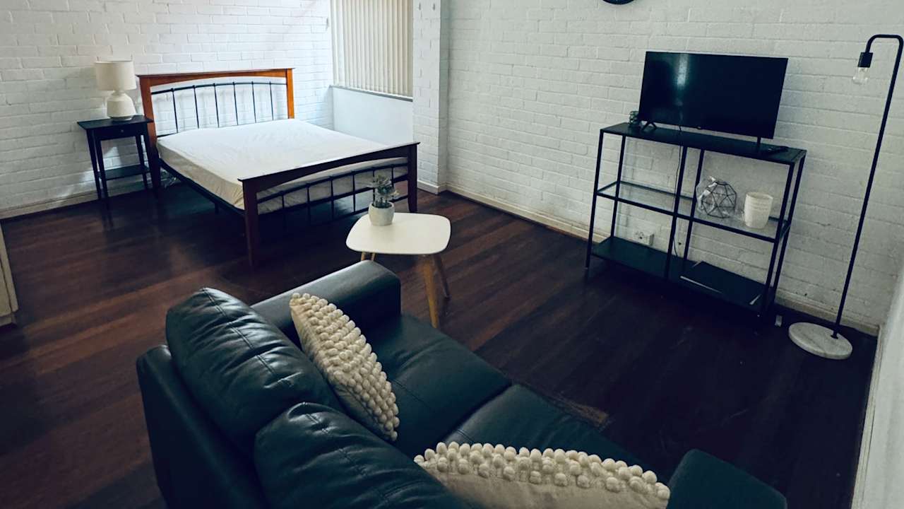 Furnished room studio flat for rent