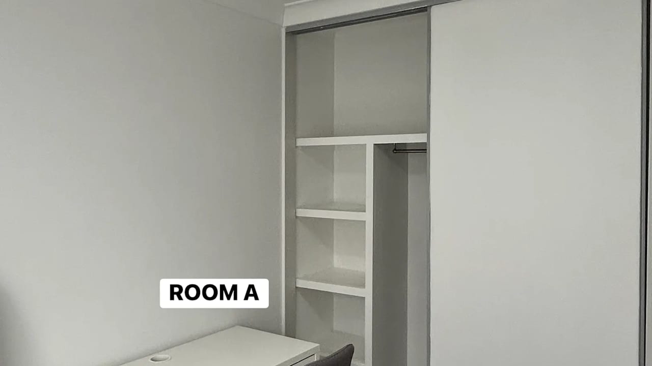 Furnished room in a flatshare