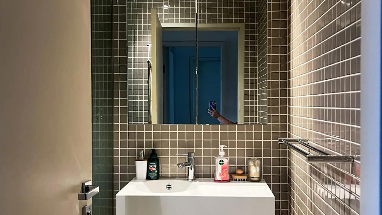 Furnished room with own bathroom