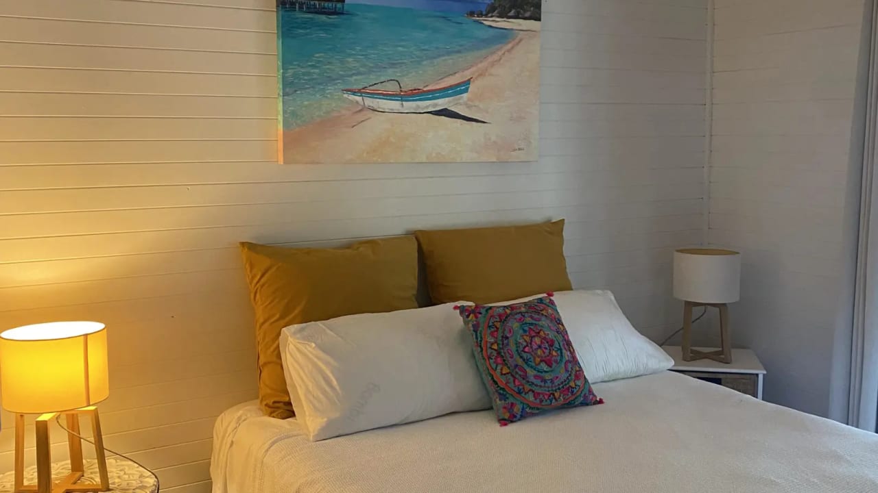 Furnished room in a share house