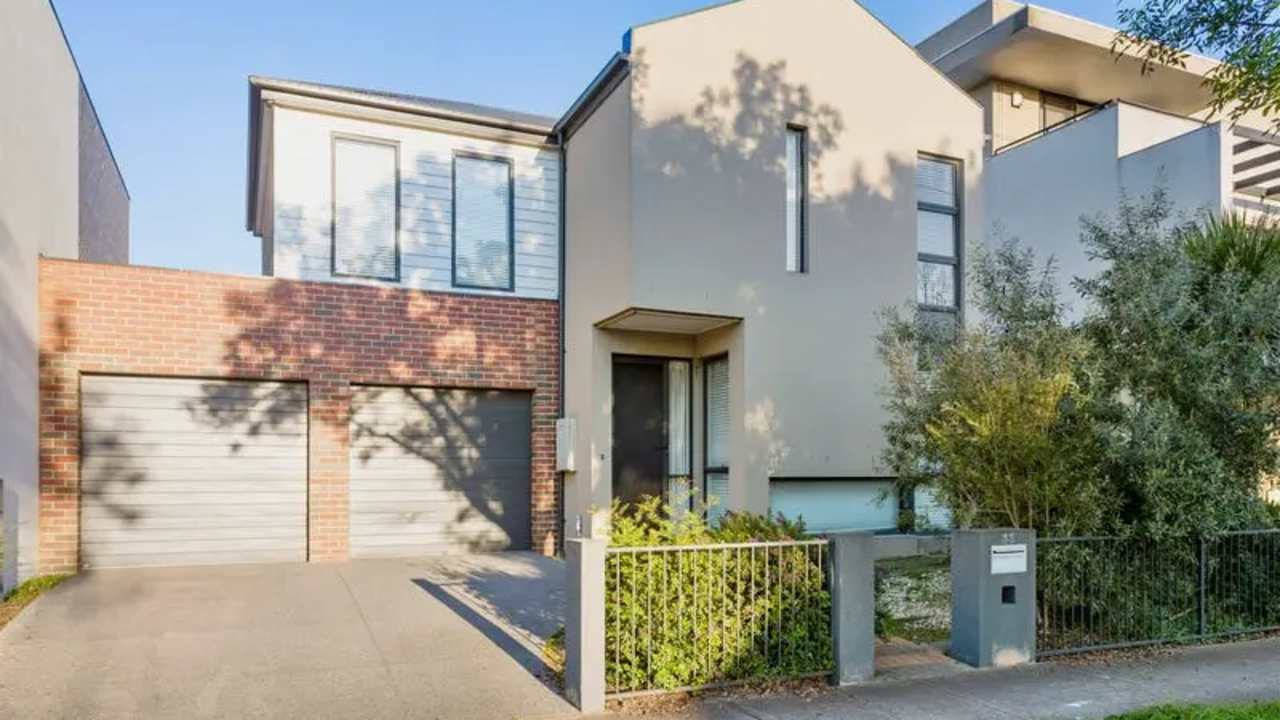Whole property with 4 rooms for rent