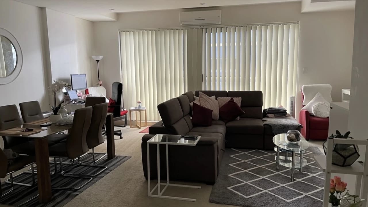 Whole property with 2 rooms for rent