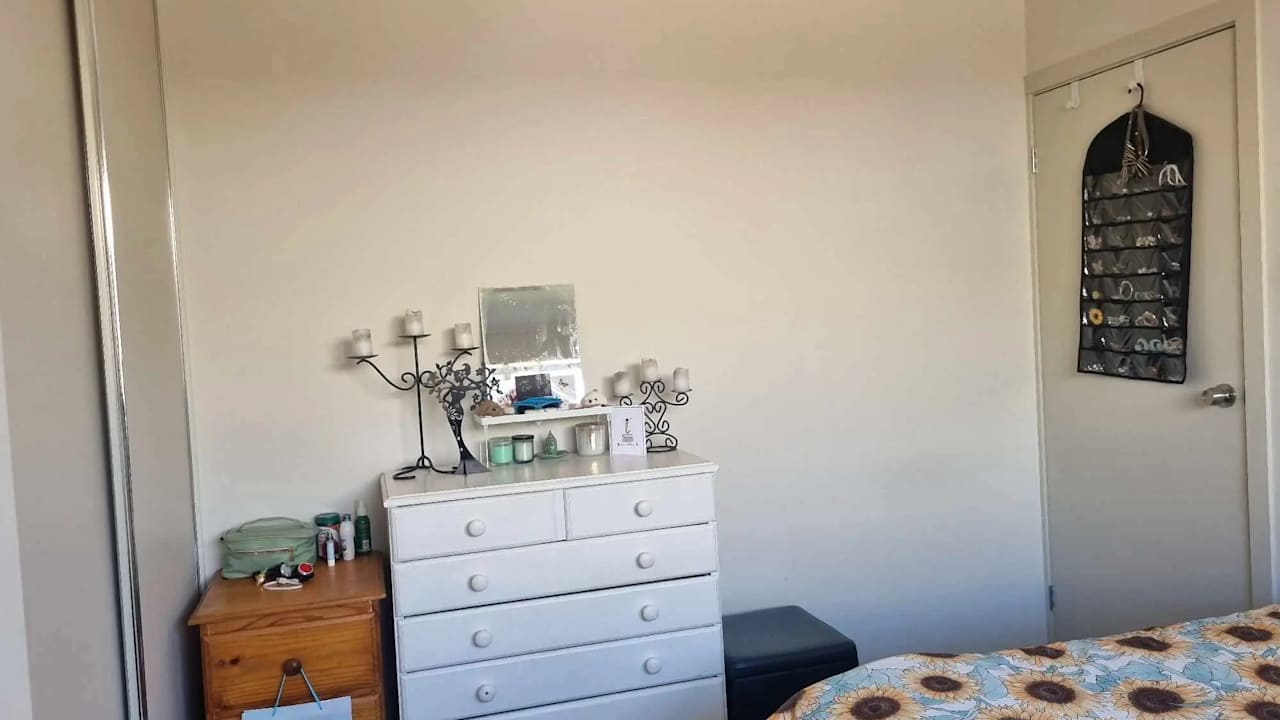 Unfurnished room in a share house