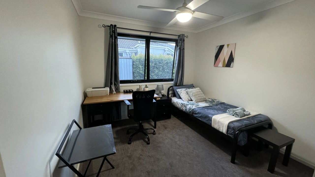Furnished room in a share house