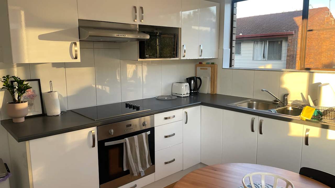 Unfurnished room in a flatshare