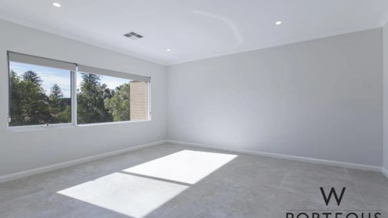 Room in a share house
