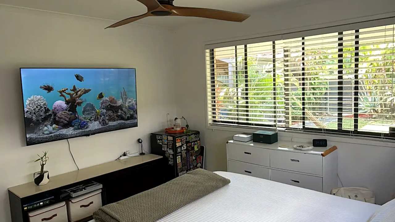 Furnished room with ensuite in a share house