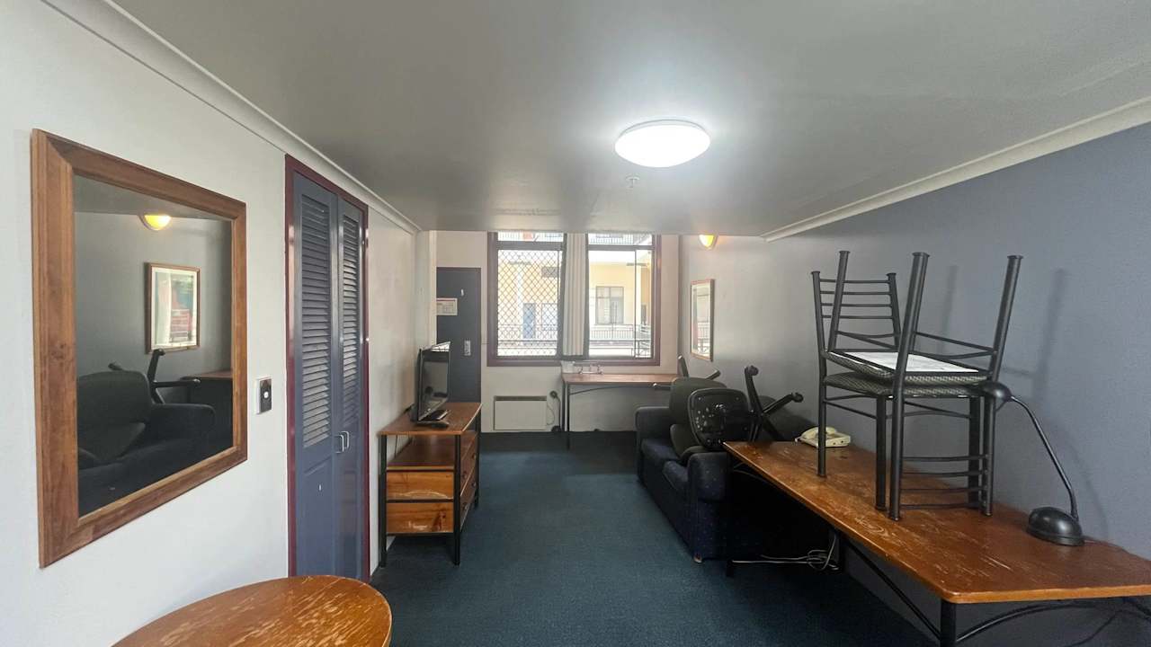 Furnished room studio flat for rent