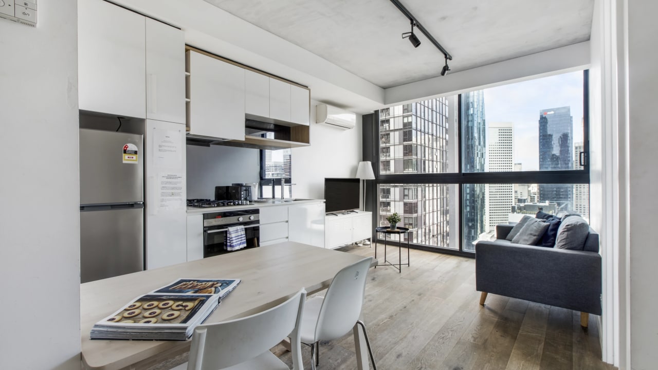 Furnished room in a flatshare