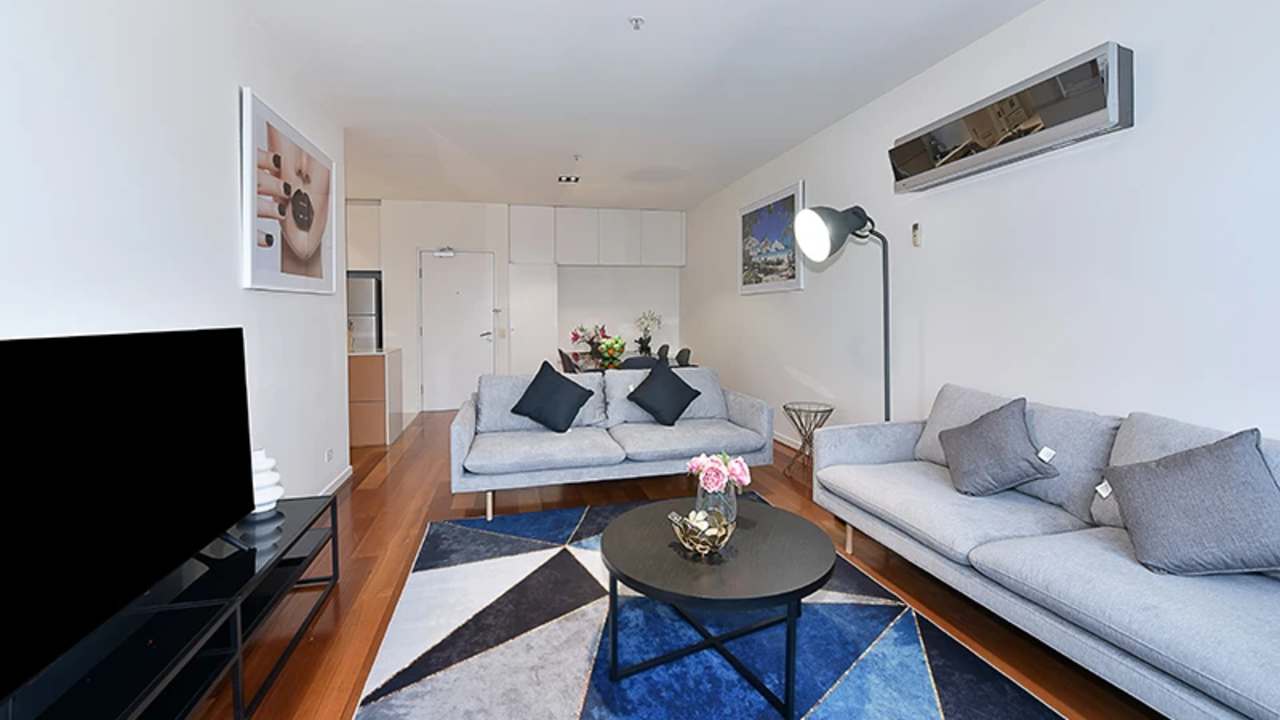 Whole property with 3 rooms for rent