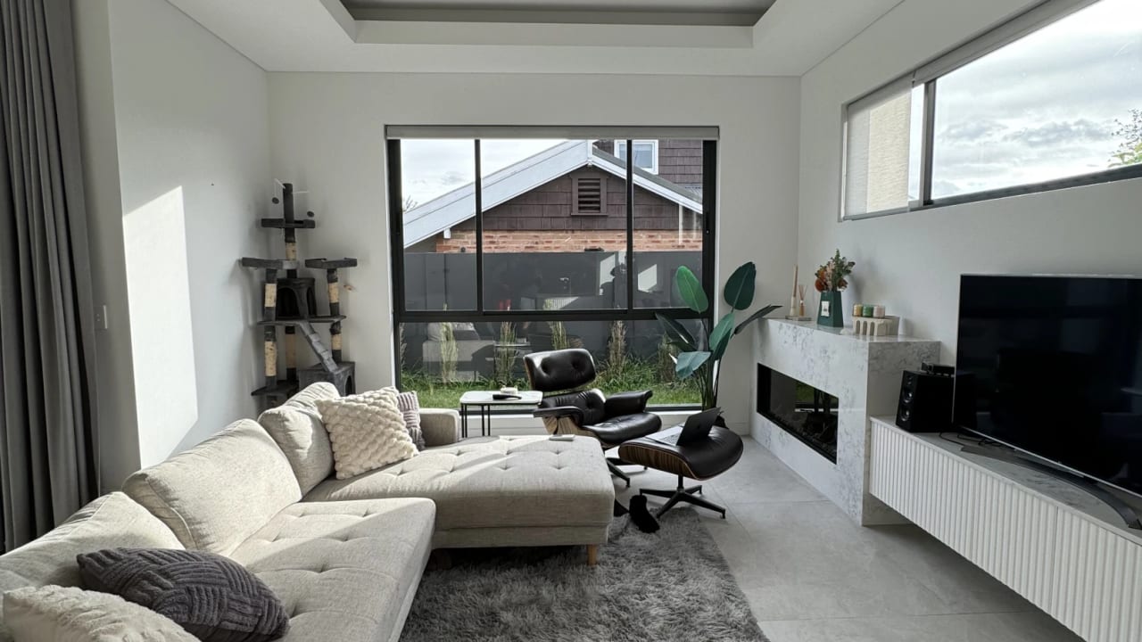 Furnished room with own bathroom