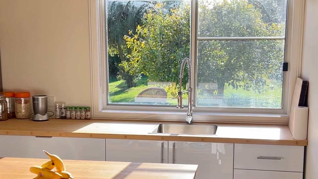 Furnished room with ensuite in a share house