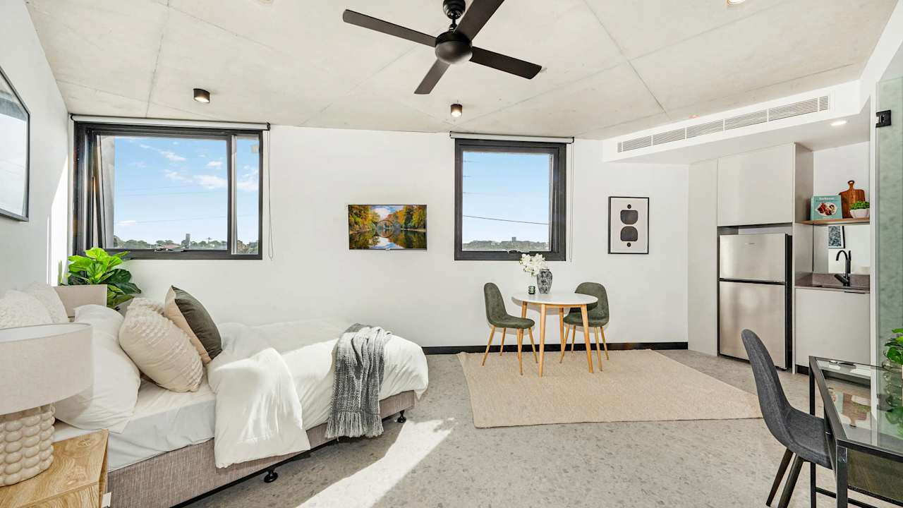 Room studio flat for rent
